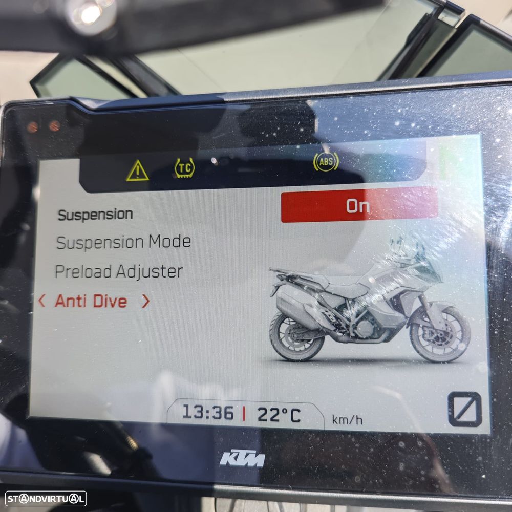 KTM 1290 Super Adventure S - 11