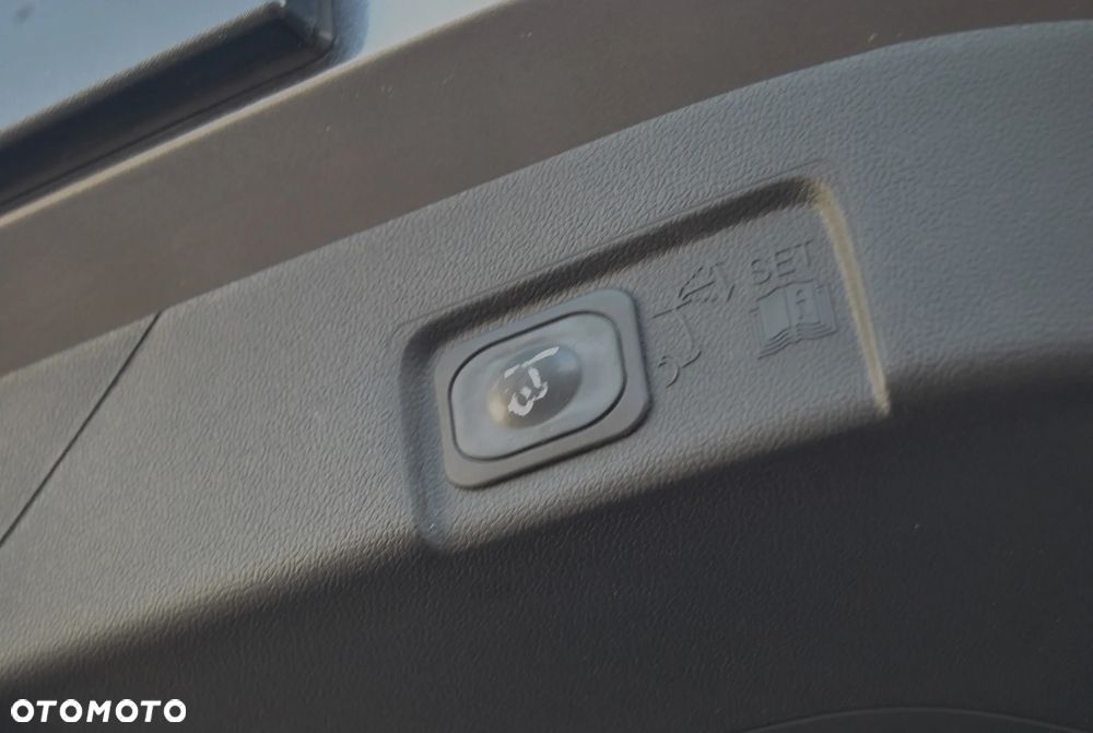 Ford Puma 1.0 EcoBoost mHEV Titanium - 18