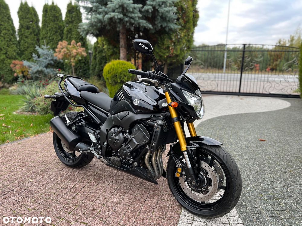 Yamaha FZ8