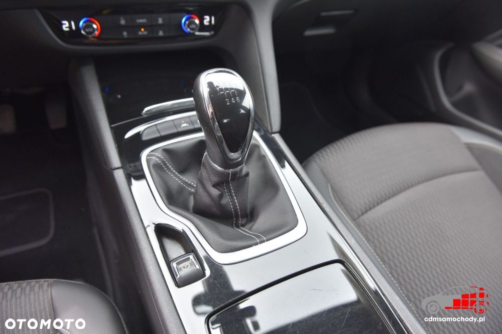 Opel Insignia - 31