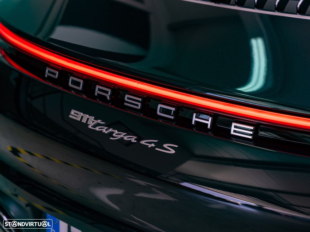 Porsche 911 (992) - 7