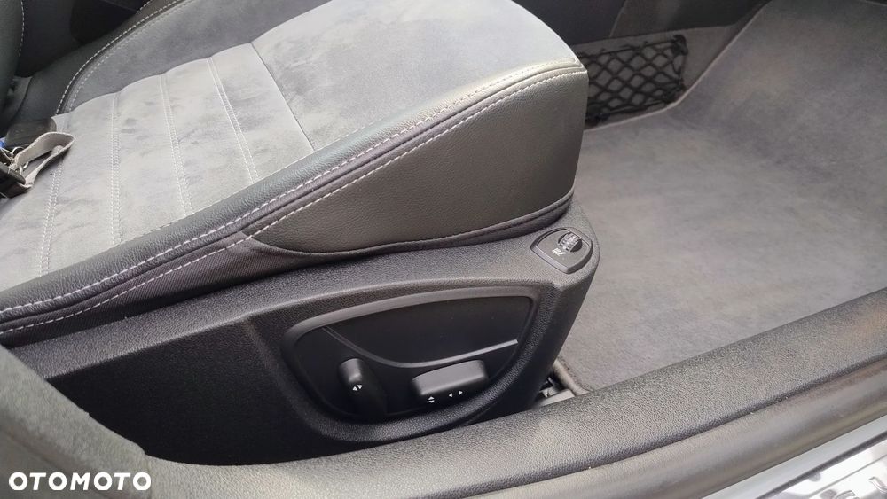 Renault Laguna dCi 150 FAP Bose - 20