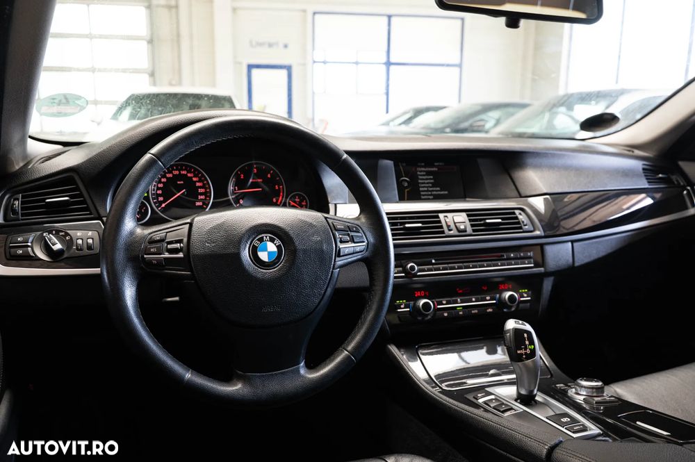 BMW Seria 5 520d Aut. - 23