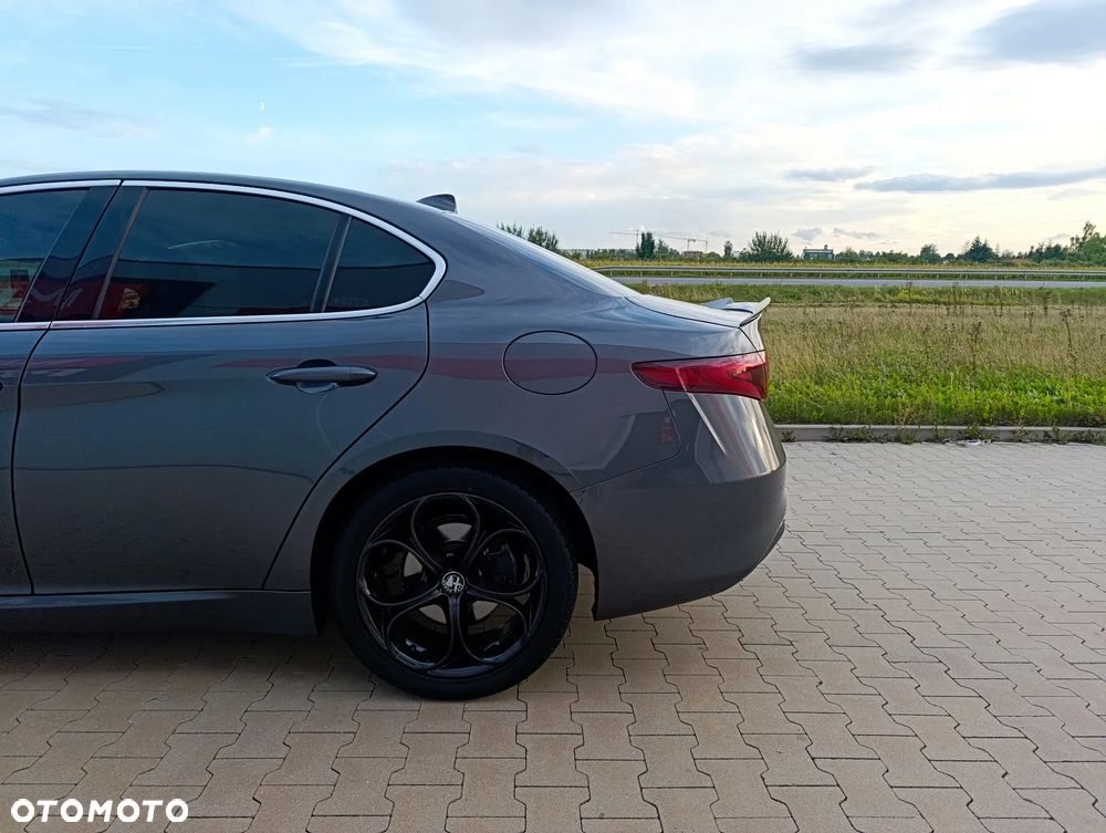 Alfa Romeo Giulia 2.2 Super - 20