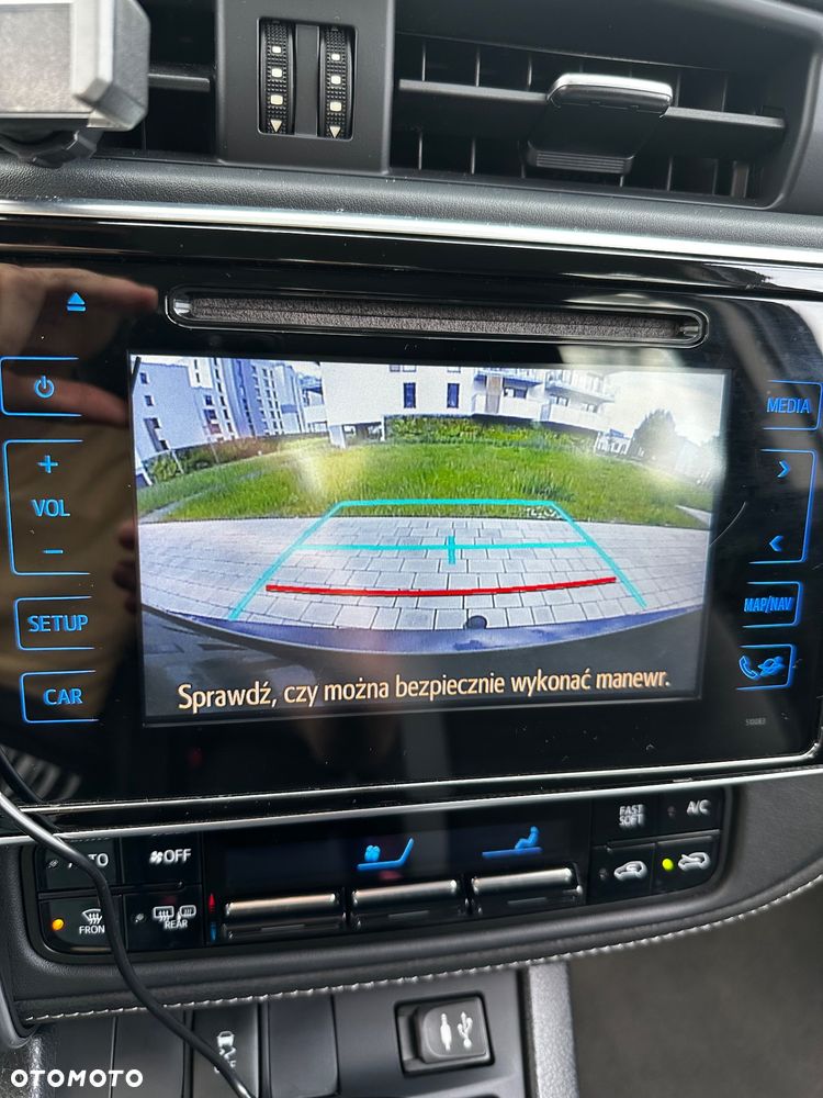 Toyota Auris - 10