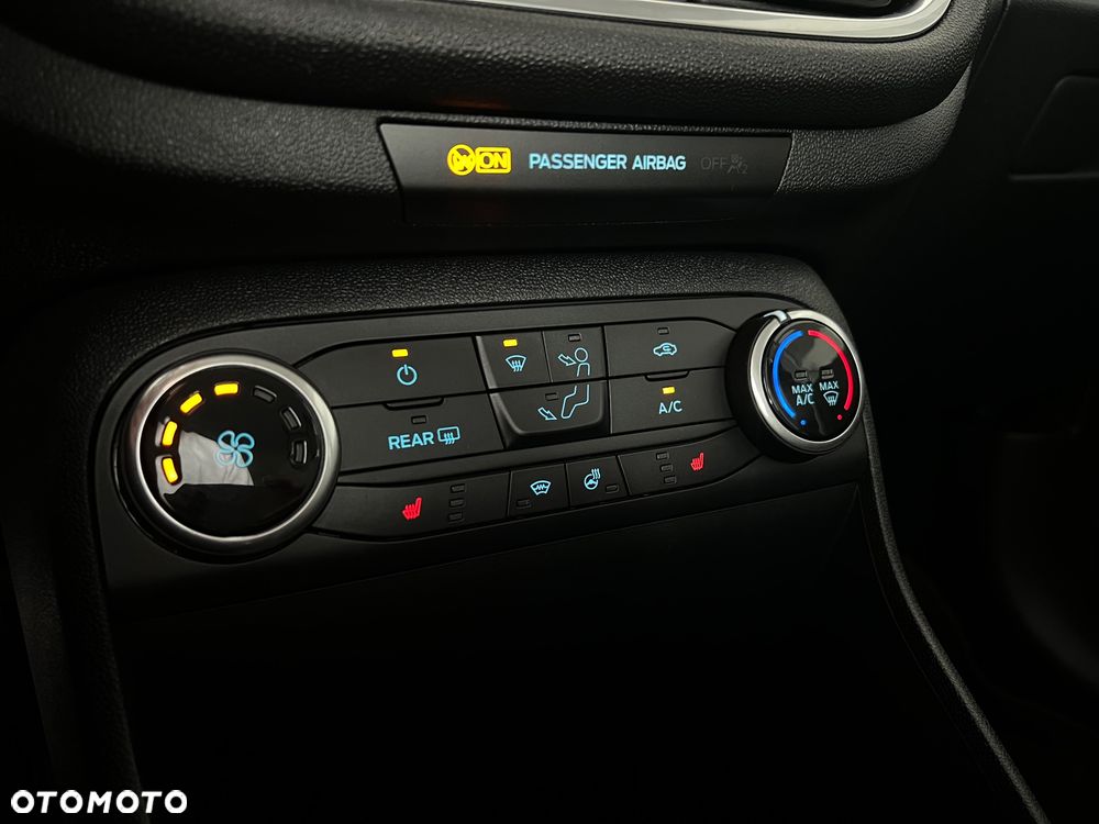 Ford Fiesta 1.0 EcoBoost Titanium ASS - 27