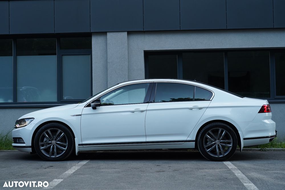 Volkswagen Passat 2.0 TDI SCR 4Motion DSG Highline - 24