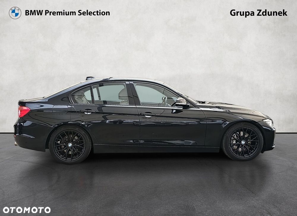 BMW Seria 3 335i xDrive Sport Line - 5