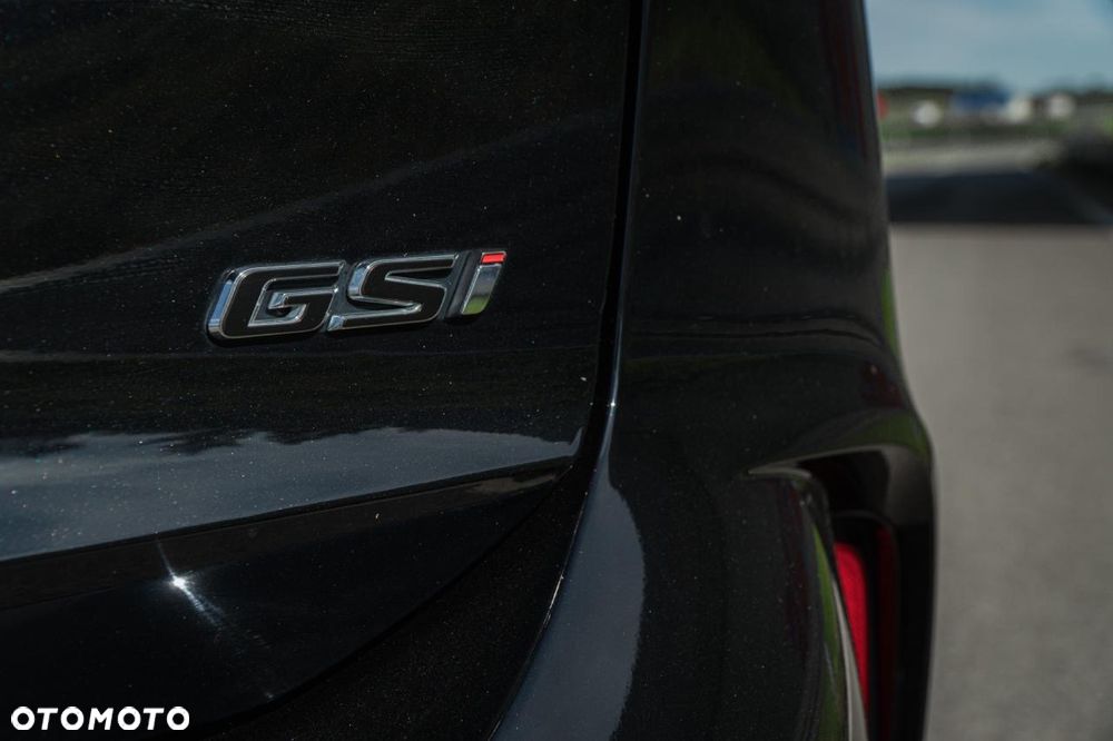 Opel Insignia 2.0 T 4x4 GSi + S&S - 8