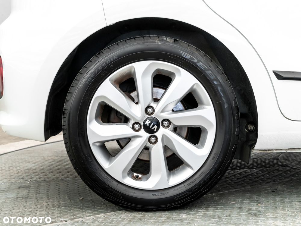 Kia Rio 1.2 Business Line - 12
