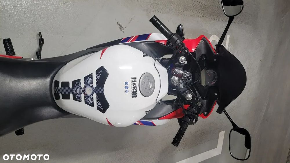Honda CBR - 13