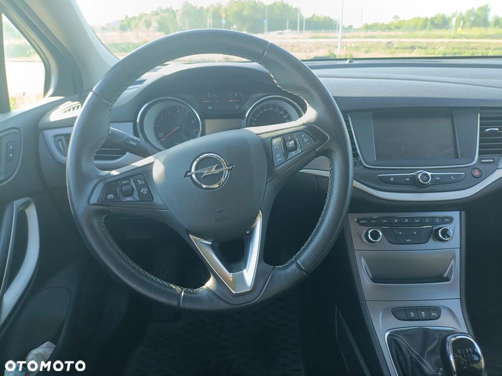 Opel Astra 1.4 T Enjoy S&S - 7