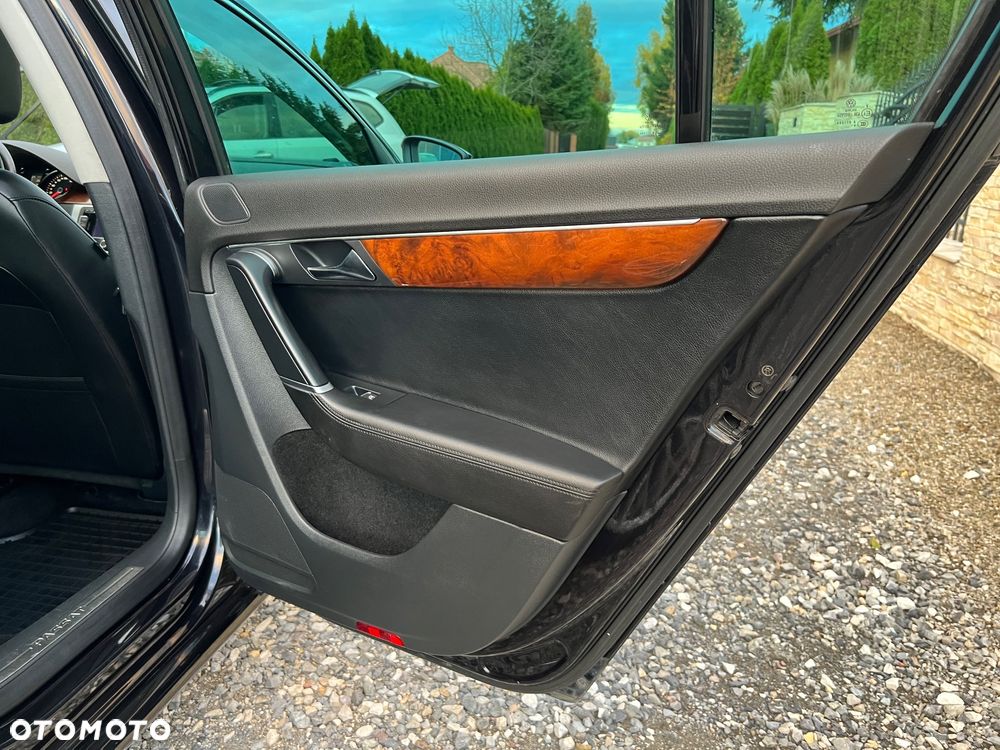 Volkswagen Passat - 26