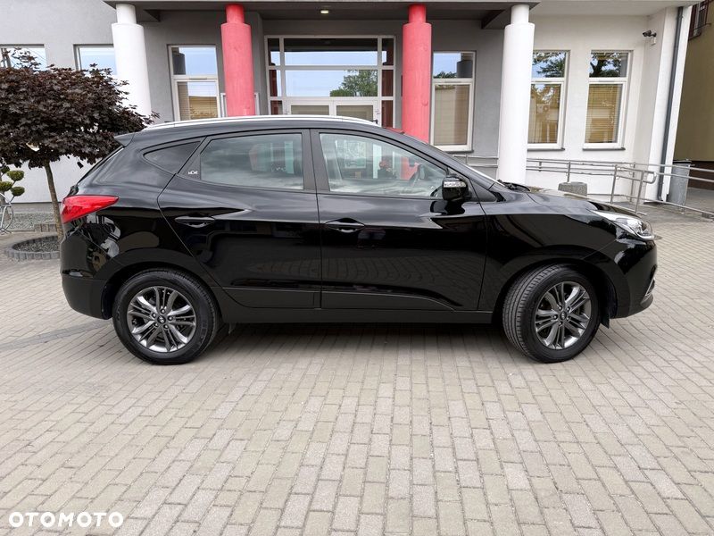 Hyundai ix35 1.6 2WD Fifa World Cup Edition - 5