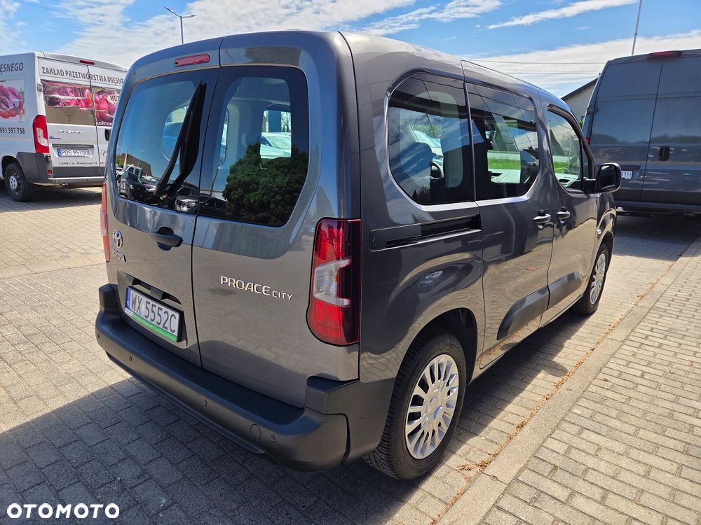 Toyota Proace City Verso 1.2 D-4T Business - 2