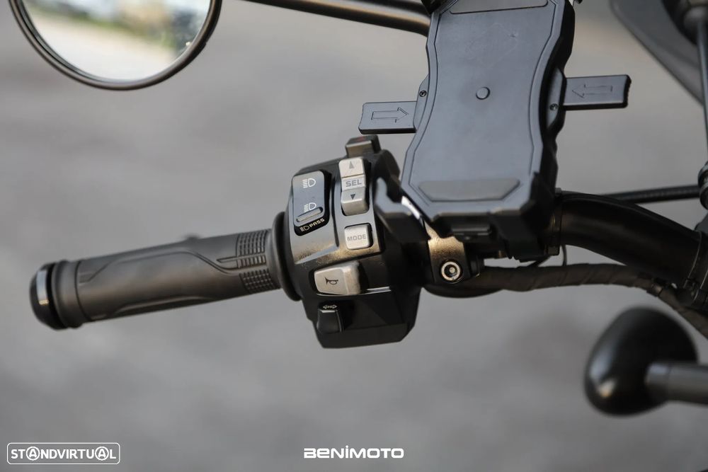 Honda CMX 1100 (Rebel) - 10