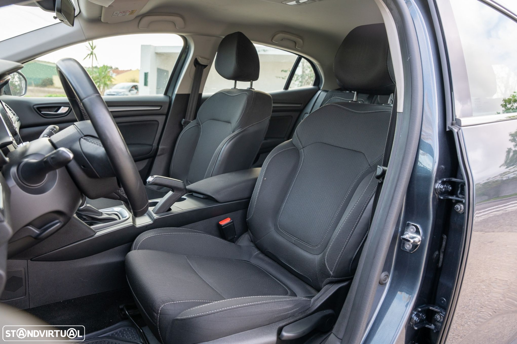 Renault Mégane 1.5 Blue dCi Limited EDC - 22