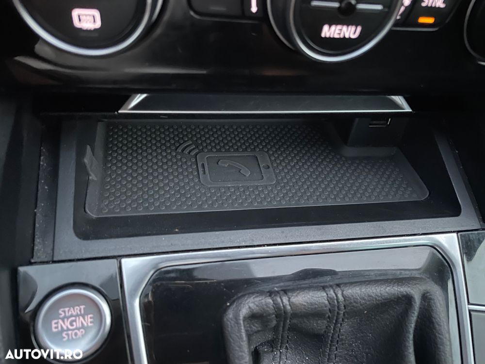 Volkswagen Passat - 34