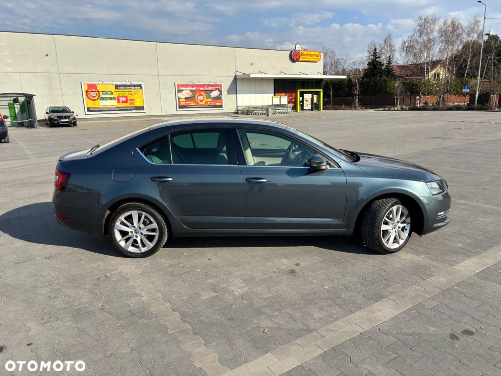 Skoda Octavia 1.5 TSI ACT Style DSG - 5