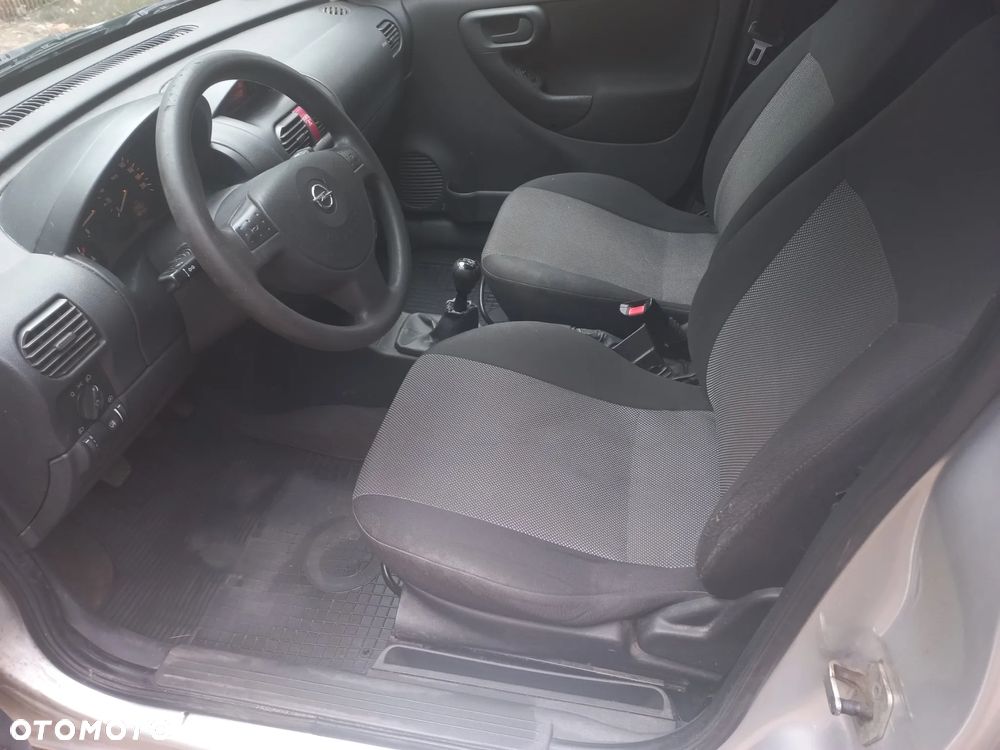 Opel Combo Tour Cosmo - 14