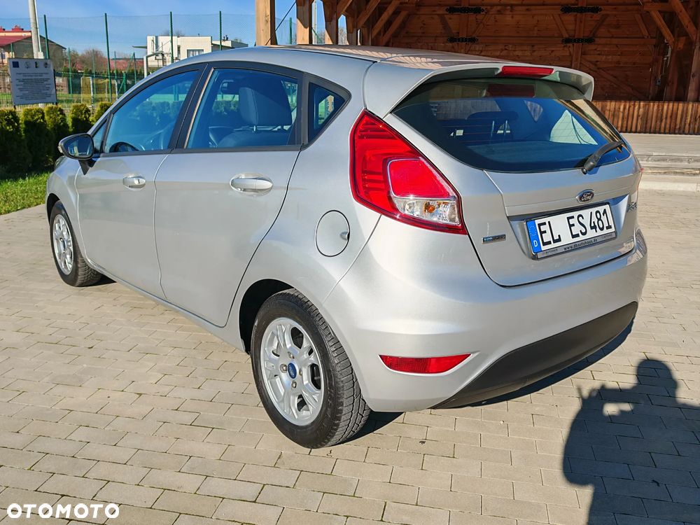 Ford Fiesta 1.6 TDCI Champions Edition - 4