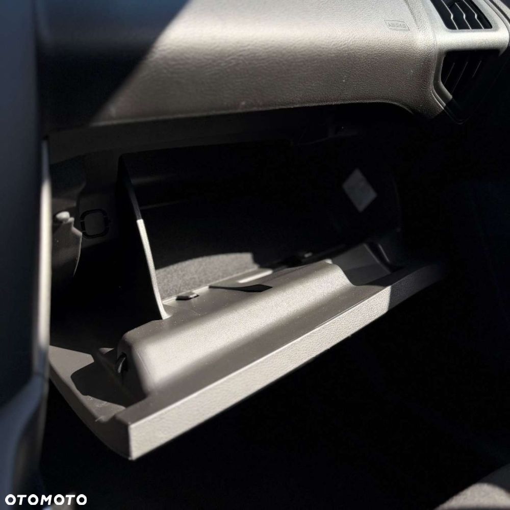 Ford Focus - 38