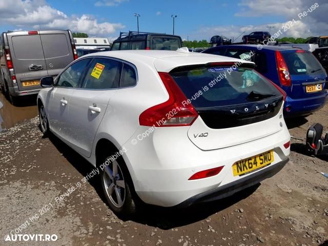 Dezmembrez Volvo V40 2015 1.6d - 4