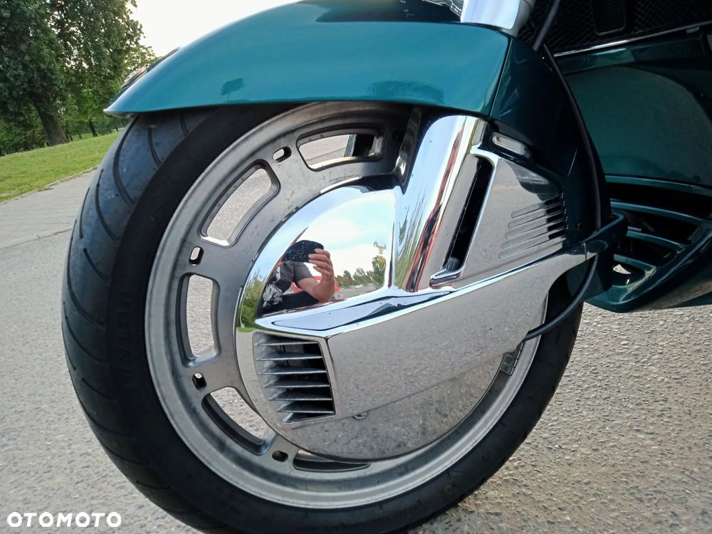 Honda GL - 10