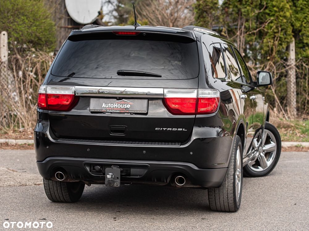 Dodge Durango 5.7 HEMI - 10
