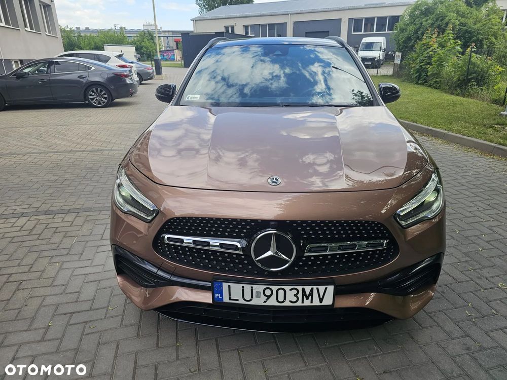 Mercedes-Benz GLA 200 Progressive - 1