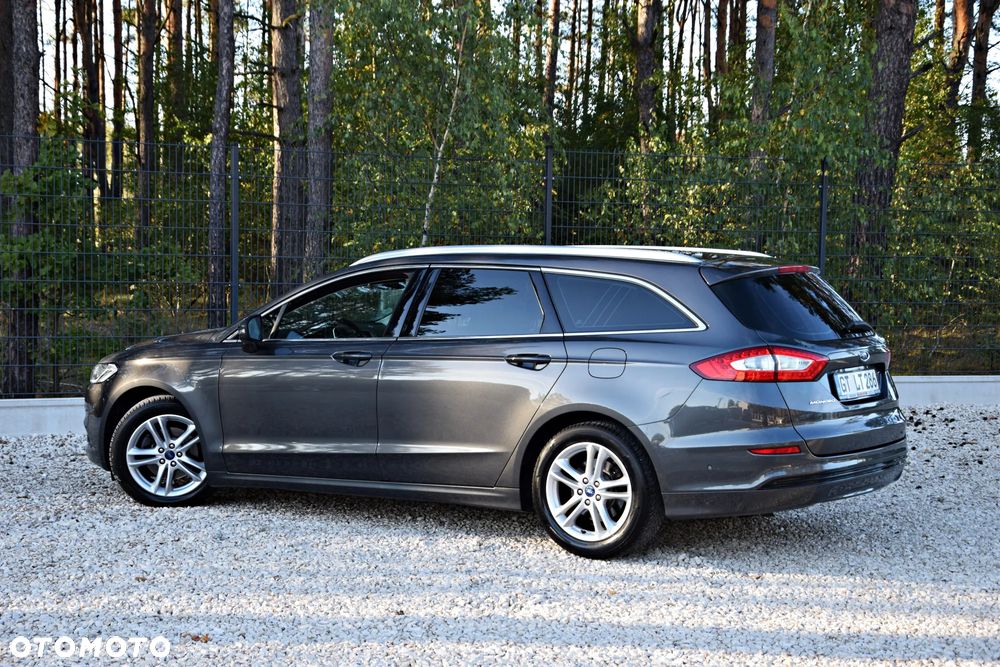 Ford Mondeo - 22