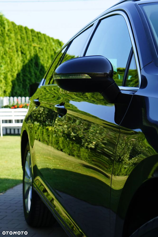 Volkswagen Passat - 13