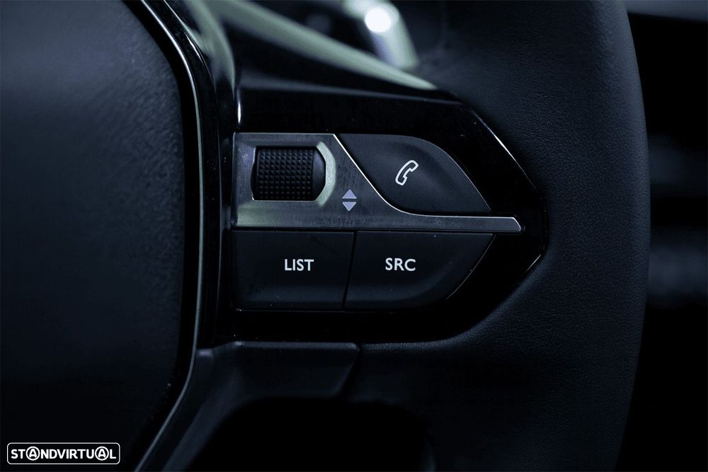 Peugeot 2008 1.2 Hybrid Allure e-DCS6 - 23