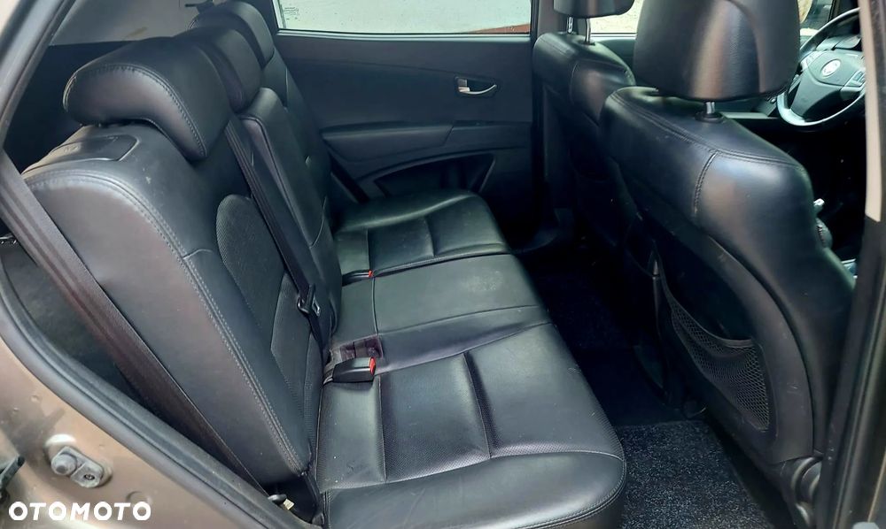 SsangYong/KGM Korando 2.0 e-XDi Sapphire - 13