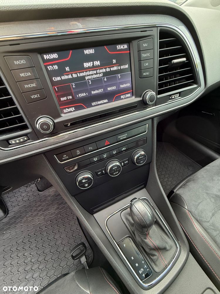 Seat Leon ST 2.0 TDI Start&Stop DSG FR - 19