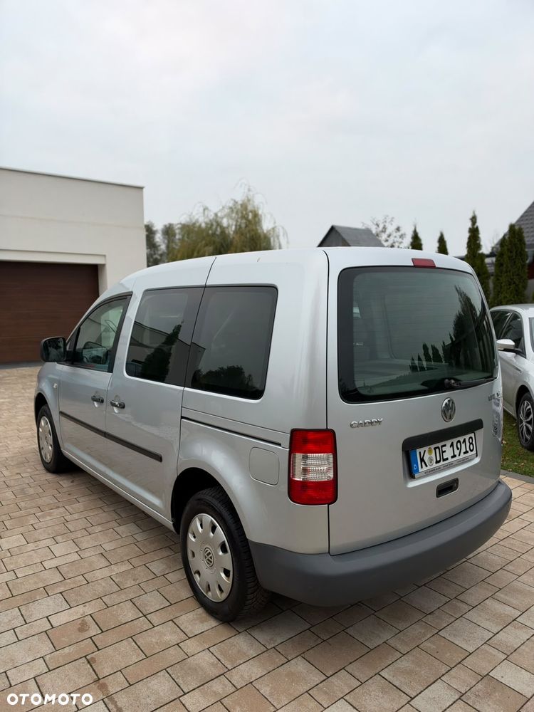 Volkswagen Caddy - 11