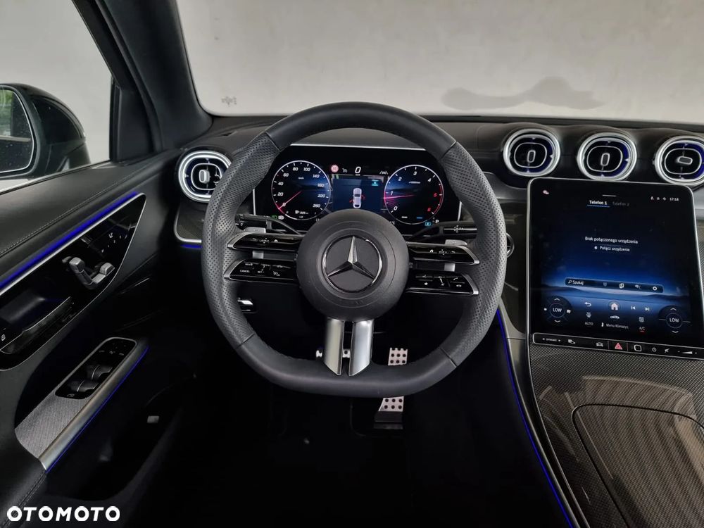 Mercedes-Benz GLC - 16