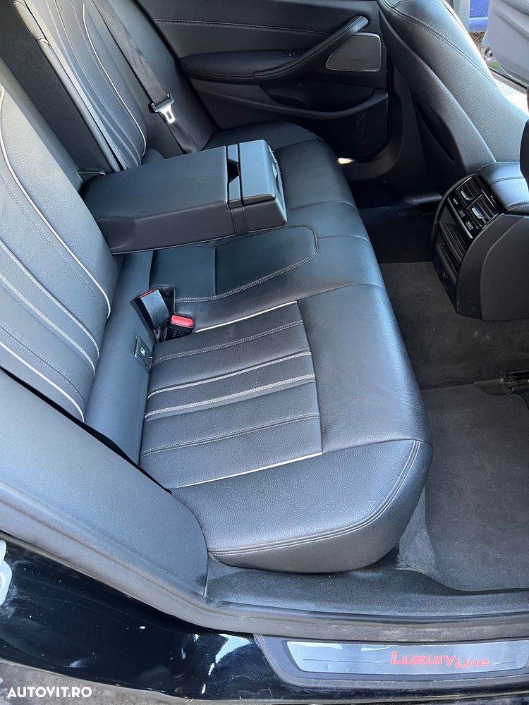 BMW Seria 5 520d Touring Aut. Luxury Line - 18