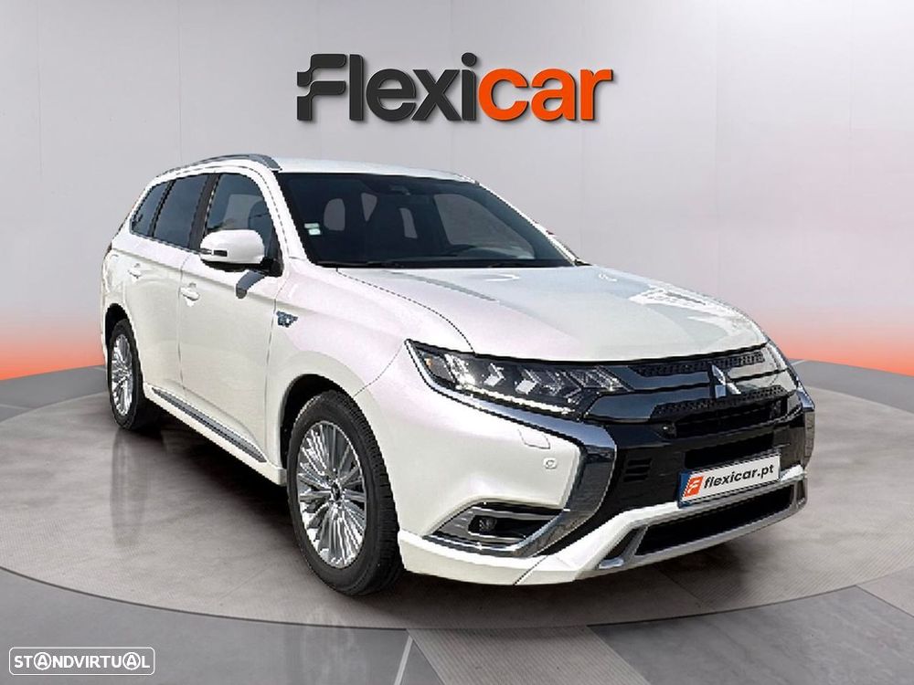 Mitsubishi Outlander - 1