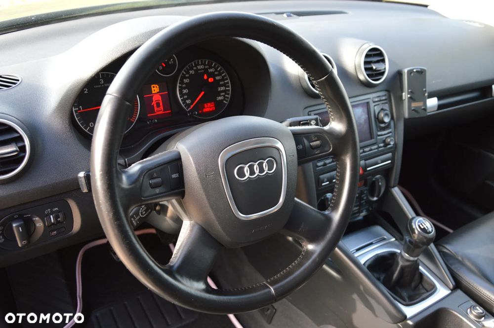 Audi A3 Sportback 2.0 TDI DPF S line Sportpaket plus - 26