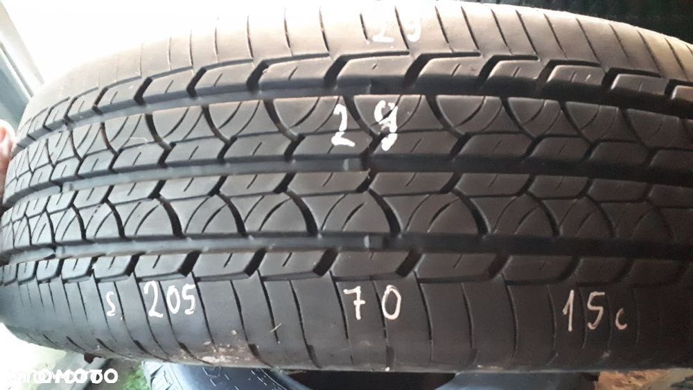 Barum 205/70/15c nr 29 - 1