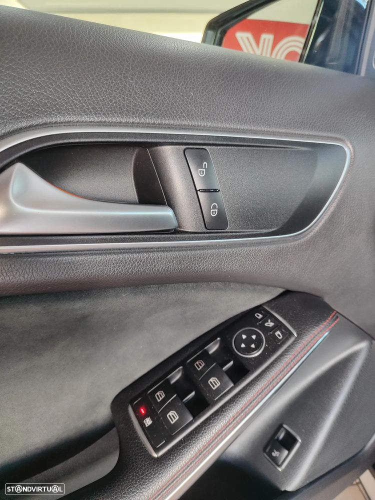 Mercedes-Benz GLA 200 d 7G-DCT AMG Line - 23