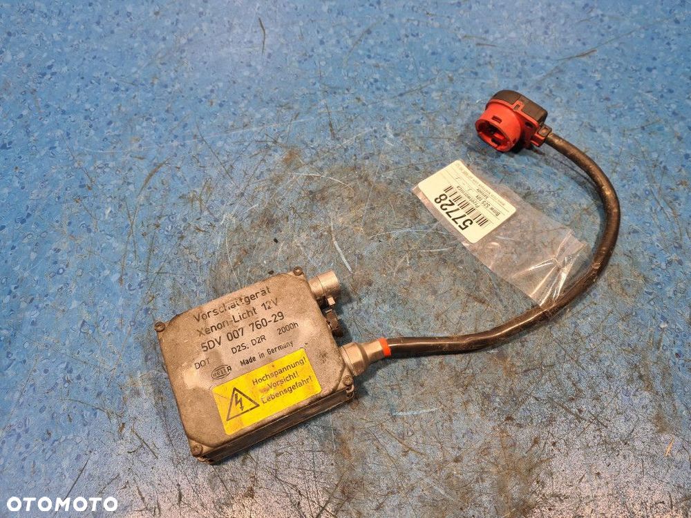 BMW 5 E39 PRZETWORNICA 5DV007760-29 - 1