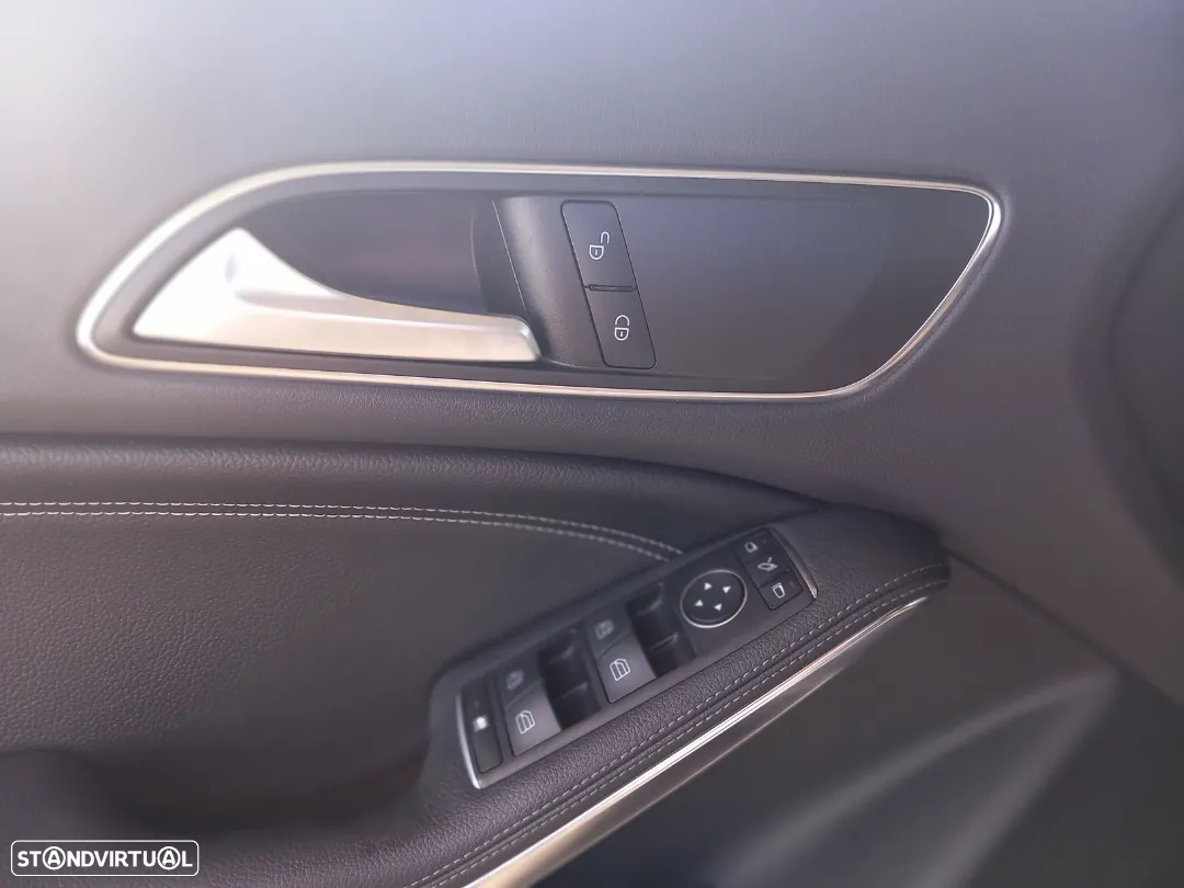 Mercedes-Benz CLA 180 d Shooting Brake Style Plus - 13