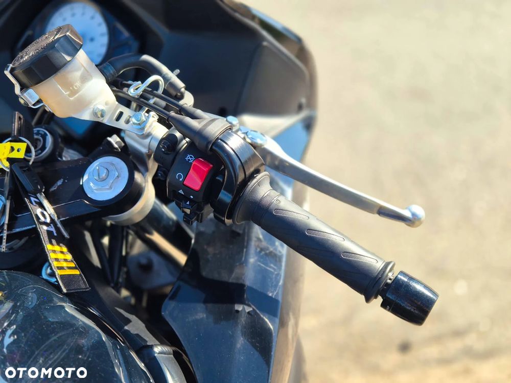 Suzuki SV - 11