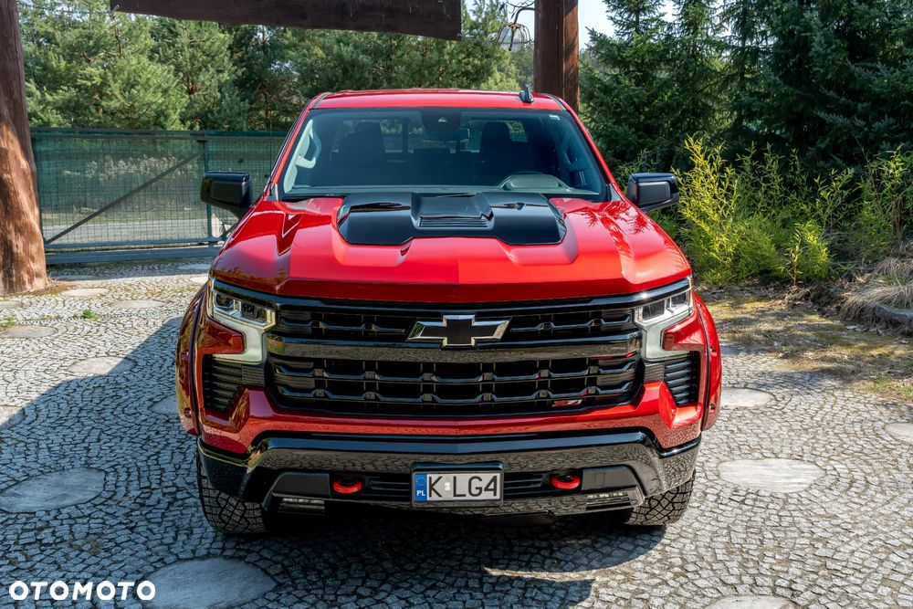 Chevrolet Silverado - 6