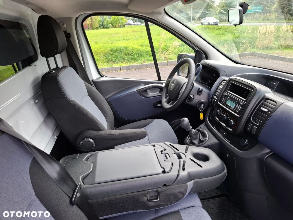 Opel Vivaro - 20