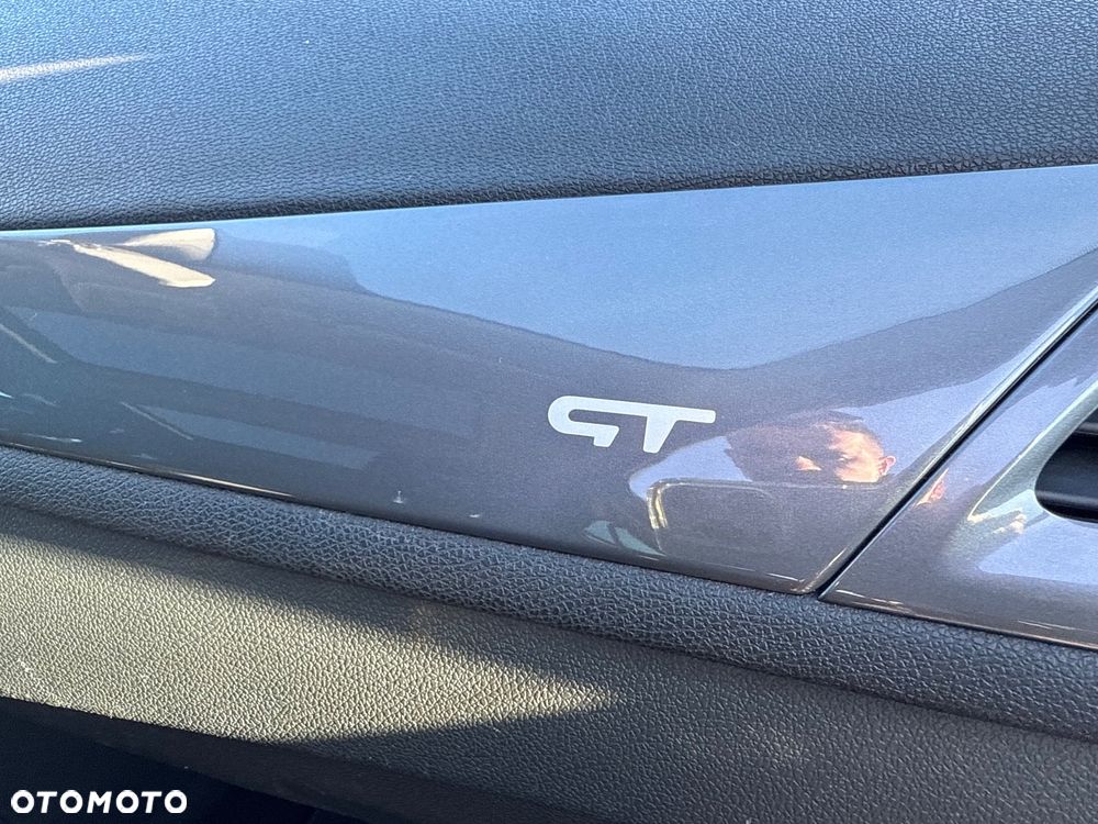 Renault Megane TCe 180 GT - 11