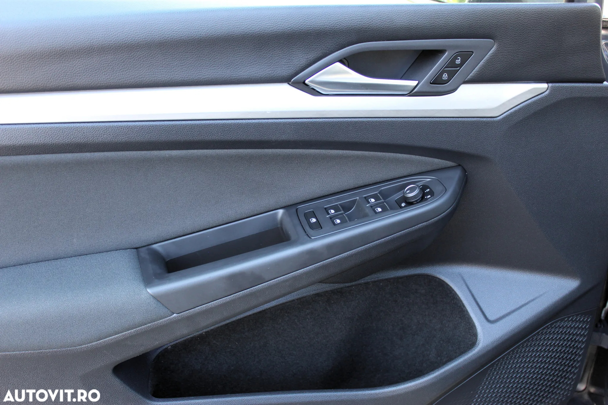 Volkswagen Golf - 9