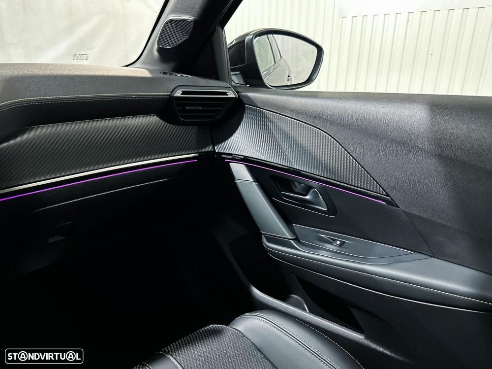 Peugeot e-208 51 kWh GT - 25